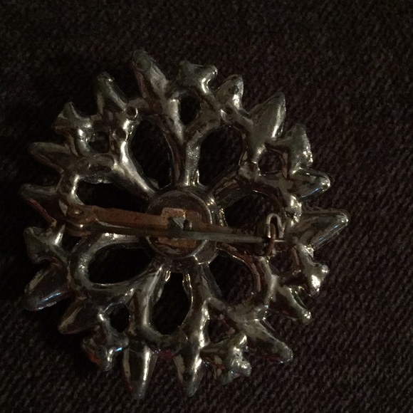 Vintage Rhinestone Pin - Picture 2 of 3